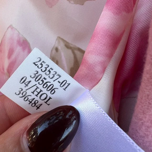 Banana Republic Vintage Pink Trench Coat - Picture 4 of 10